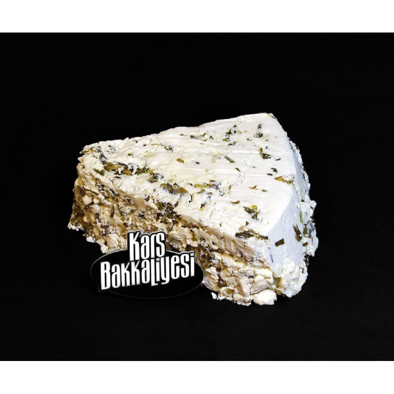 Meşhur Van otlu küp peyniri