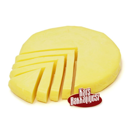 Erzurum Kars Bakkaliyesi Tam yağlı taze göbek kaşar , kolot veya golot peyniri olarak ta bilinmektedir.