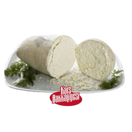 Erzincan Tulum Peyniri, yapımına beşinci-altıncı aylarda başlanan ve dokuzuncu aylarda tamamlanan, tamamen Erzincan ın yüksek ra