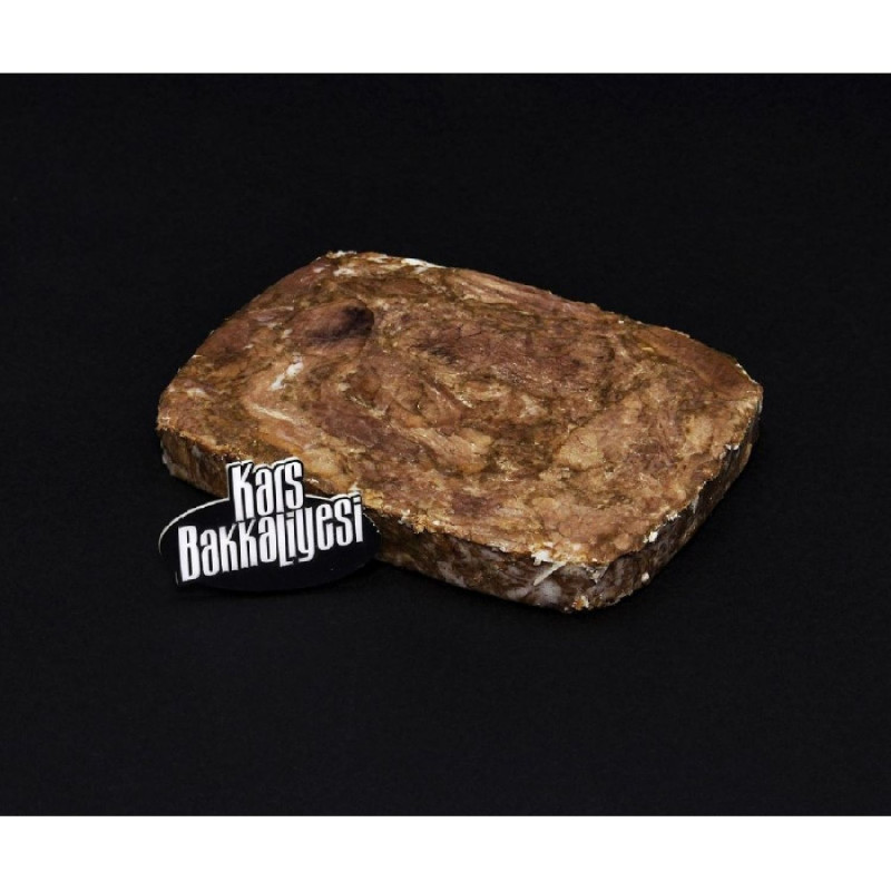 Kars Bakkaliyesi Özel Kavurma, Türk mutfağının vazgeçilmez lezzetlerinden biridir. En kaliteli etlerin özenle seçilip, gelenekse