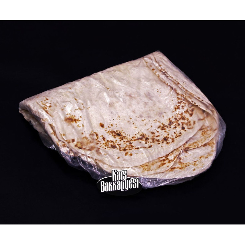 Erzurum tandır ateşinde pişmiş yöresel ince lavaş ekmeği