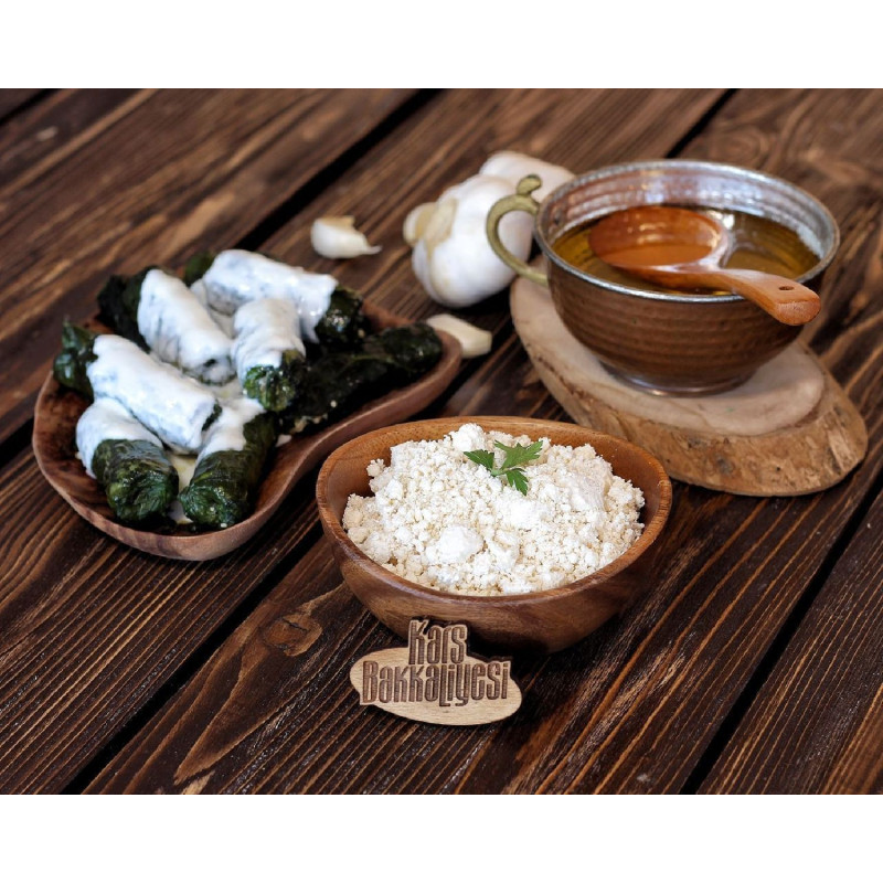 Tuzsuz taze ve yağlı lor peyniri. İspir ilçemiz köylerinde yapılmaktadır.