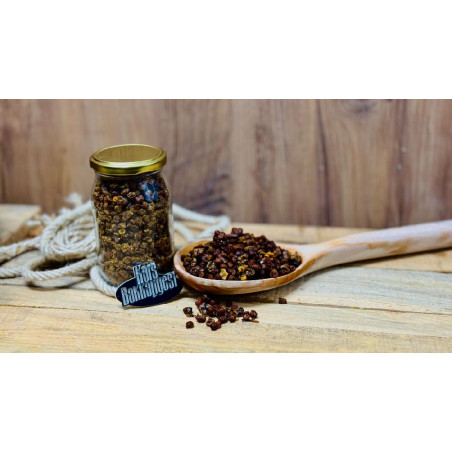 Arıların doğadan topladığı polenleri özel enzimlerle işleyerek ürettiği arı ekmeği perga, vitamin, mineral ve amino asit açısınd