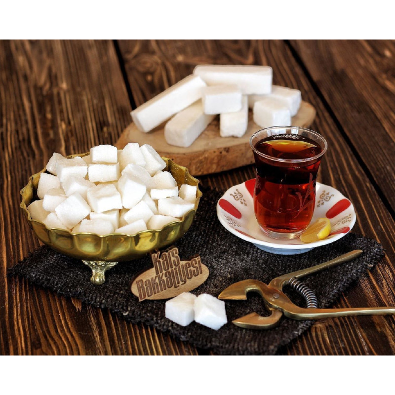 Erzurum da çayın vazgeçilmezi kırılmış kıtlama şeker.