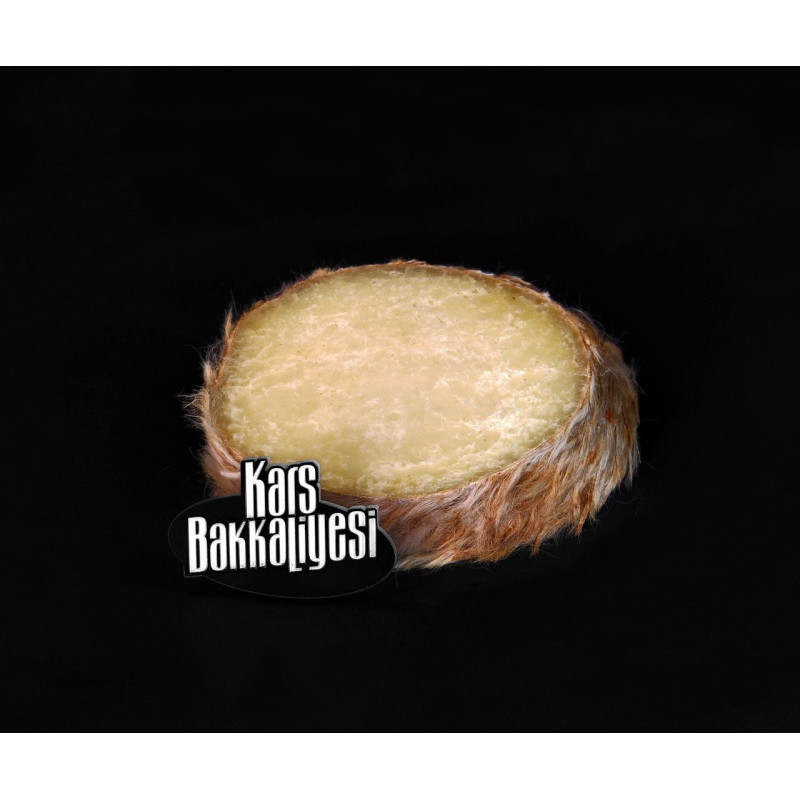 Erzurum Kars Bakkaliyesi Deri İçerisinde Olgunlaştırılmış Hakiki Obruk Deri tulum Peyniri Divle obruk tulum peyniri yem verilmed
